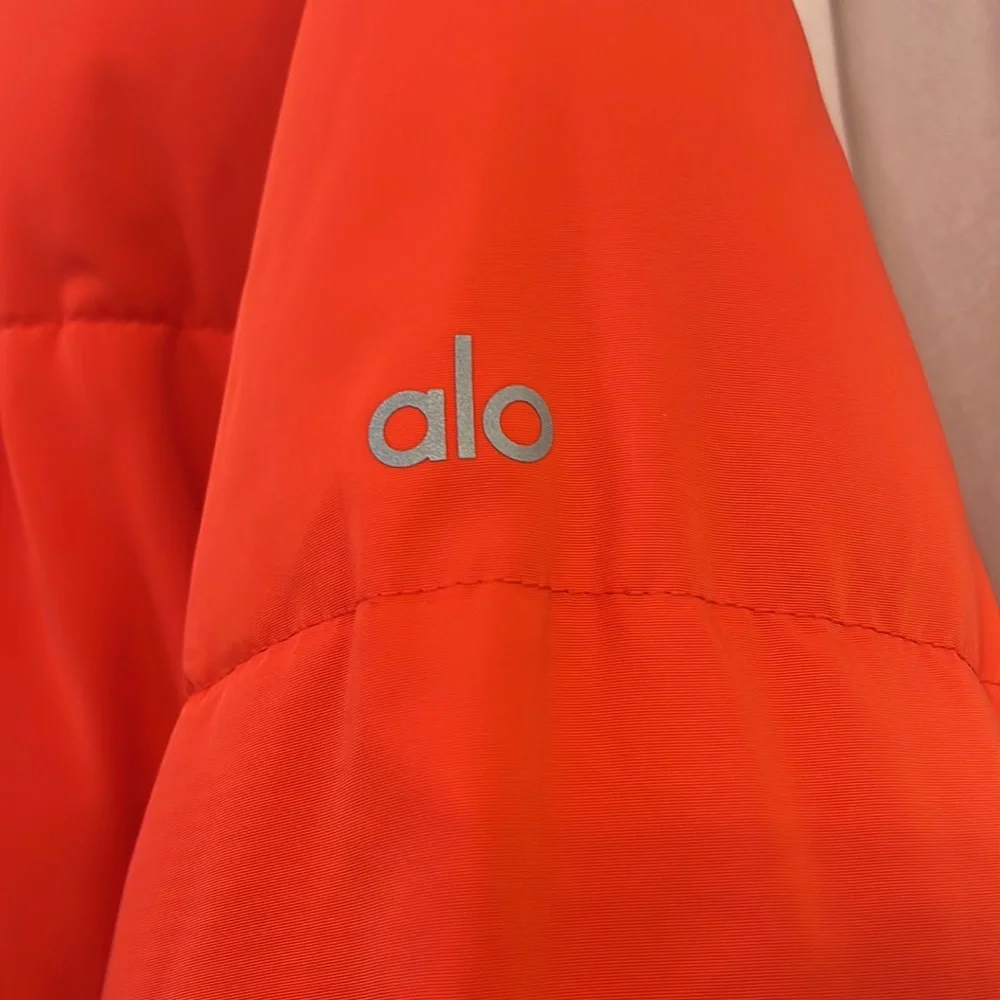 ALO Yoga Red Cropped Puffer Jacket